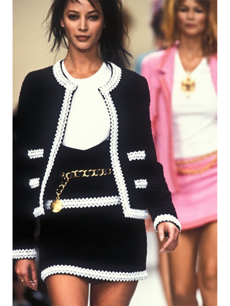 Black Chanel Suit With Scoubidou Braid SS 1994 - De L'Époque