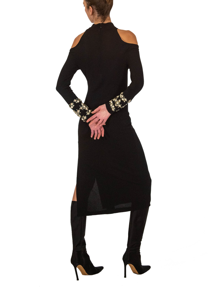 1970s Black Knit Dress With Beaded Sleeves - De L'Époque