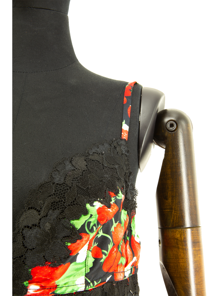 Dolce And Gabbana Strawberry Print Camisole - De L'Époque