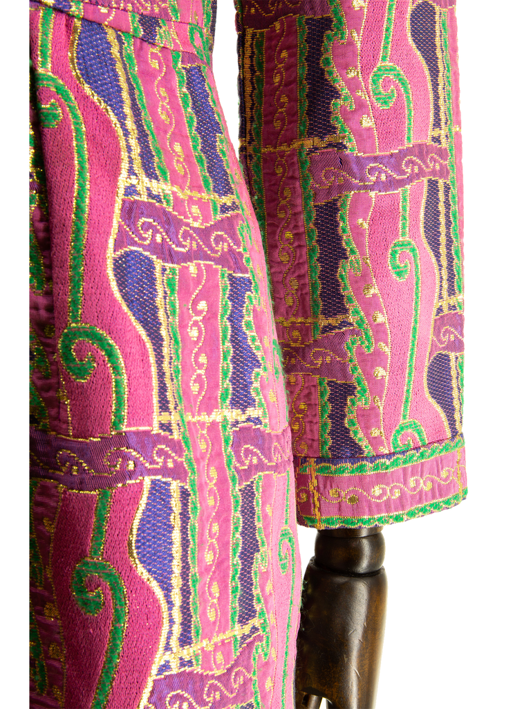 Pink Brocade Jacket - De L'Époque