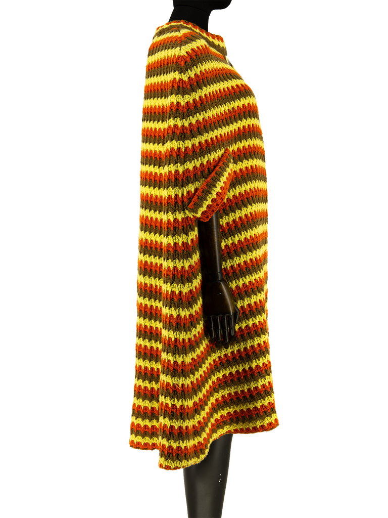 Crochet Cape - De L'Époque